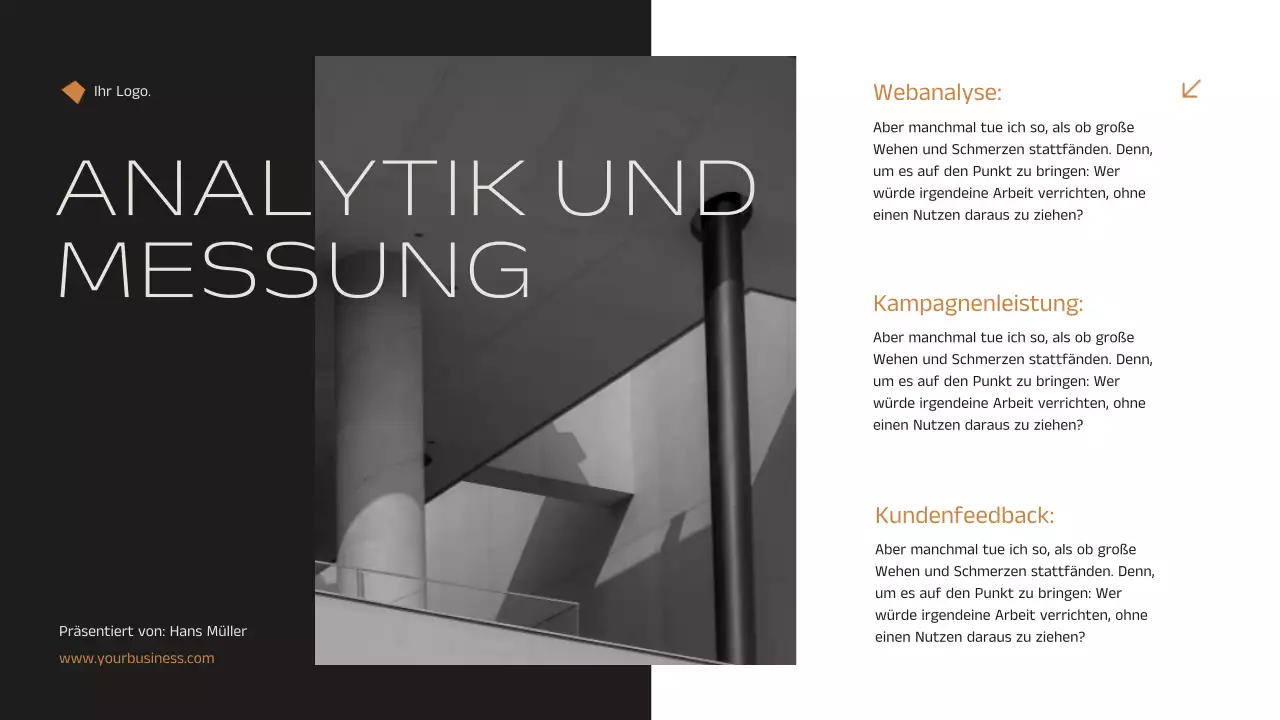 Schwarz und Orange Minimal Elegant Immobilien Marketing Strategie Ankündigung