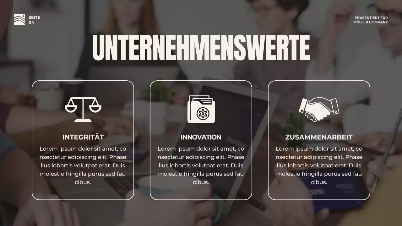 Rot und Beige Bold Business Pitch Strategie