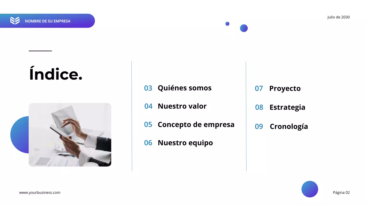Plan de negocio moderno en morado y azul