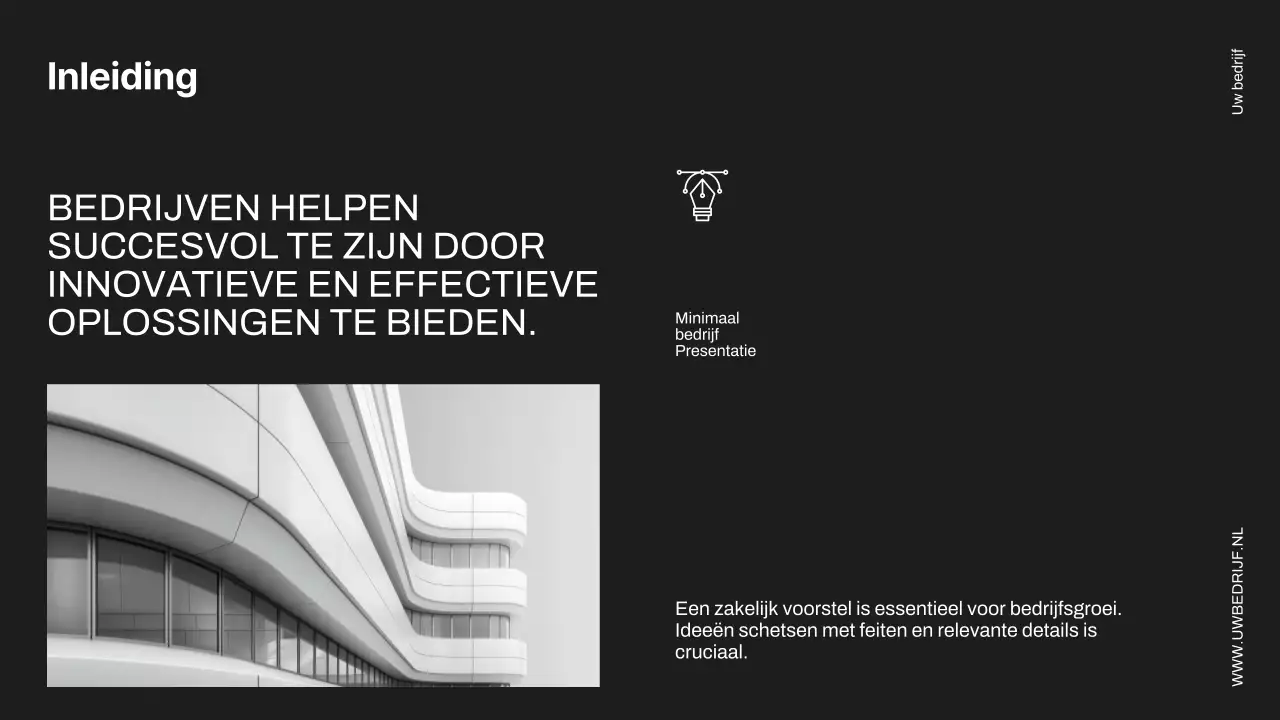 Minimalistisch zakelijk projectvoorstel in zwart en ivoor