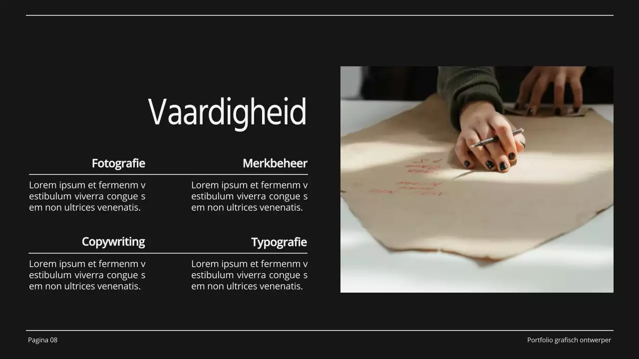 Beige en zwart minimalistisch grafisch ontwerp portfolio