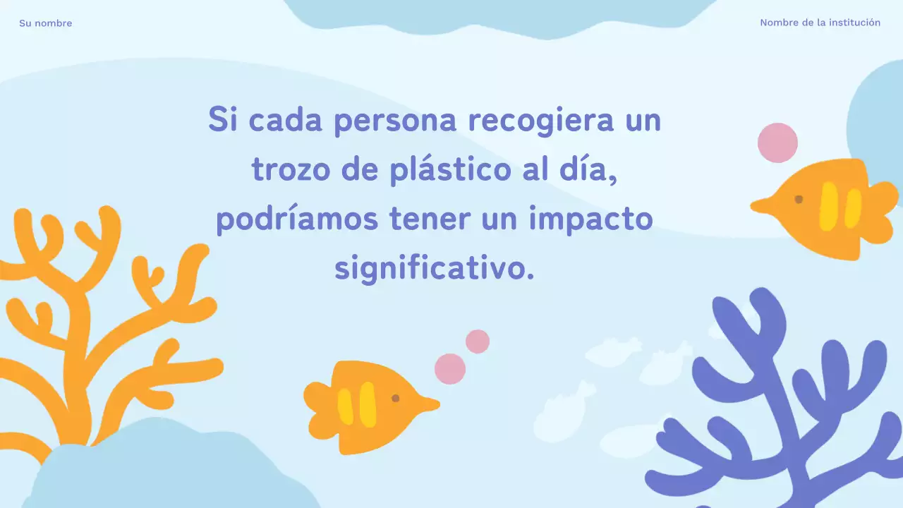 Materiales de estudio de los residuos de plástico natural azul cielo y morado