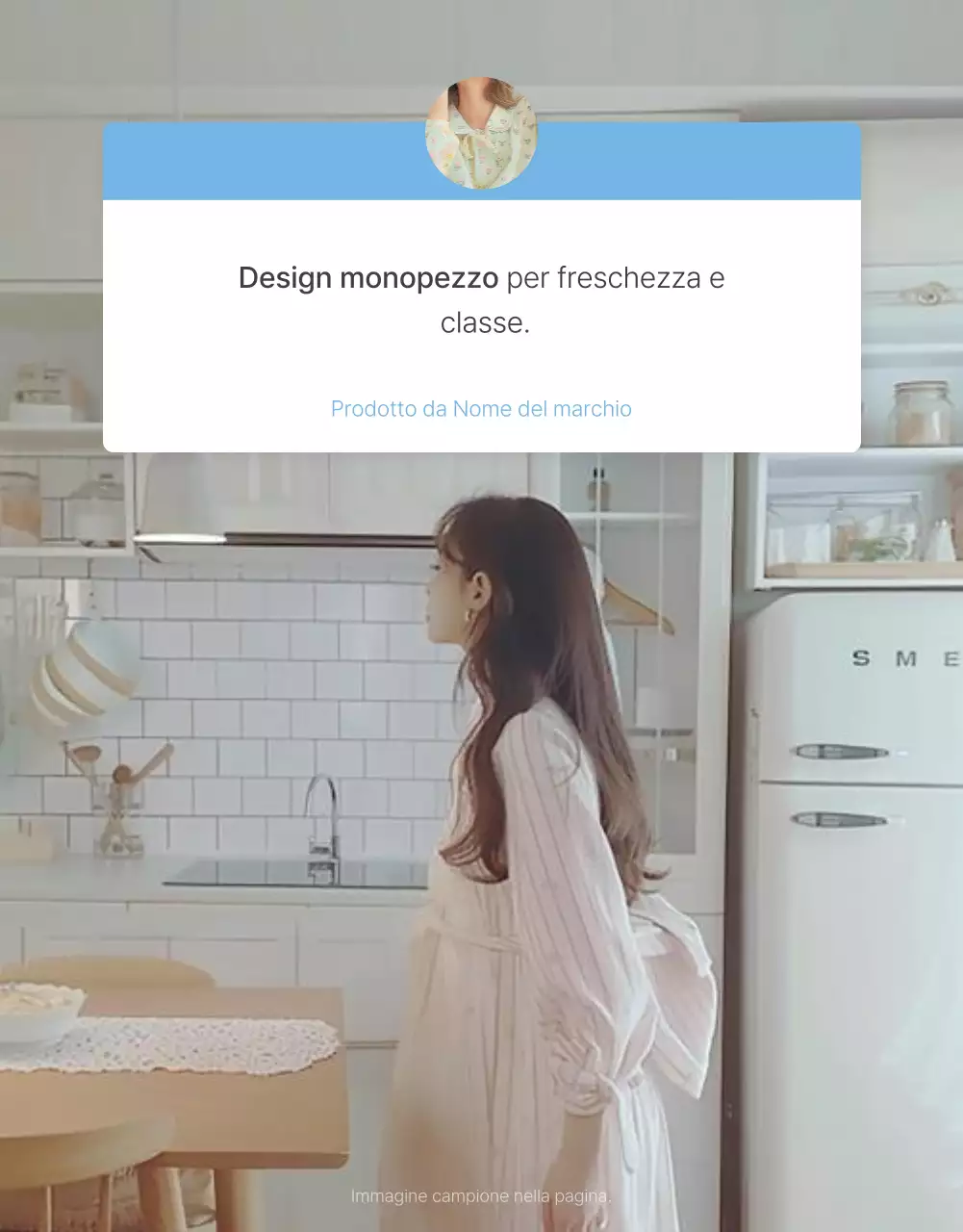 Promuovete la vostra pagina introduttiva su un centro commerciale di moda azzurro e bianco, pronto per l'estate.