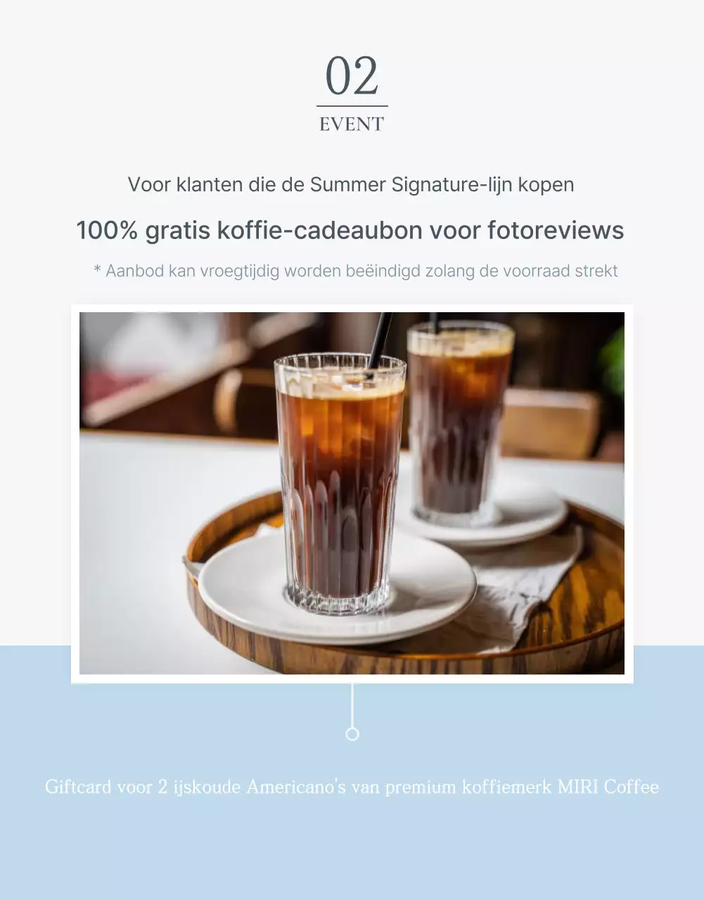 Trendy zomervakantie emoji concept in blauw en lichtblauw om mode te promoten