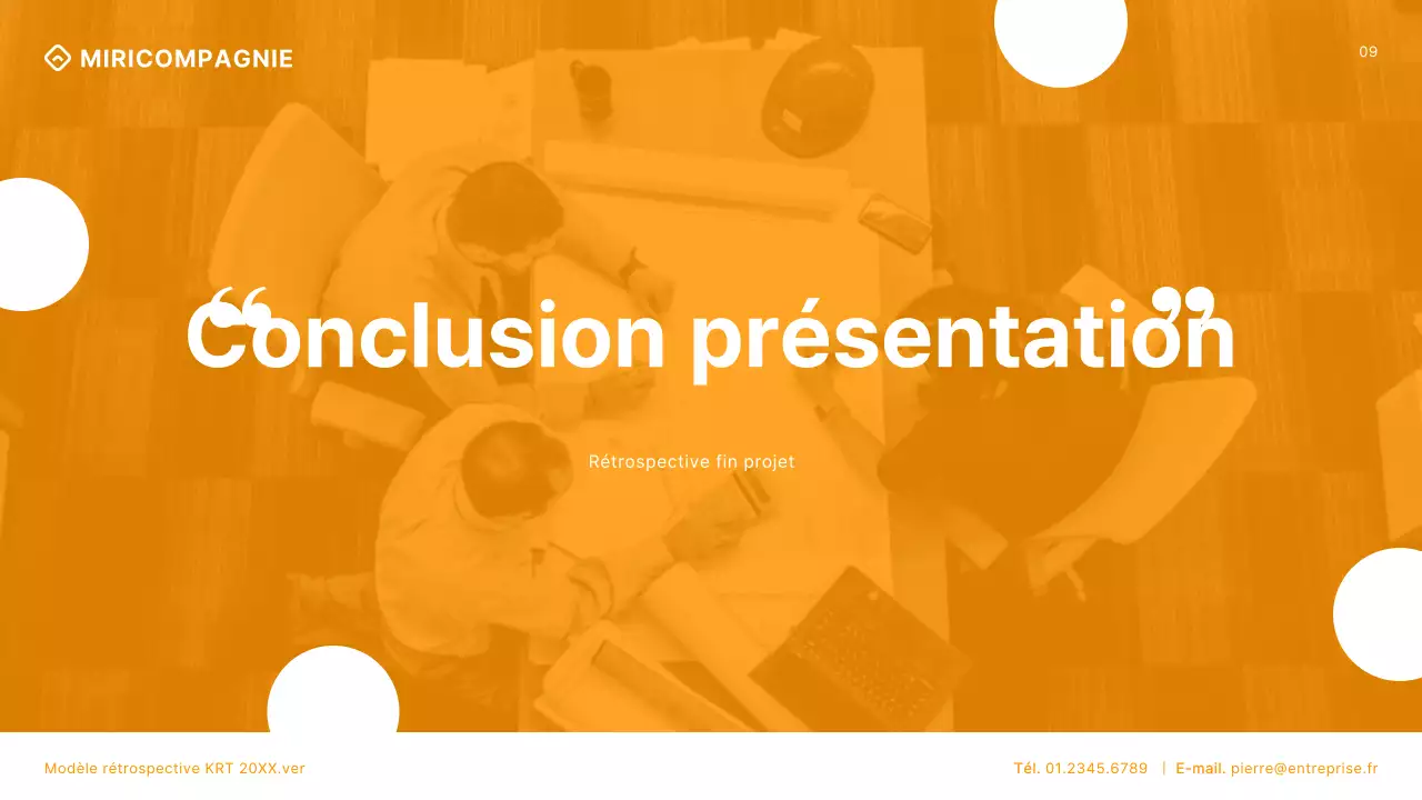 Pont de réunion moderne de rétrospective de projet en orange et blanc