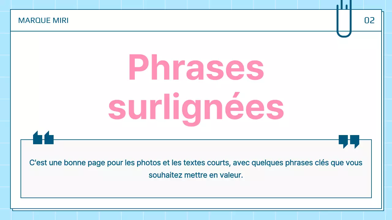 Un joli poste de présentation personnel en blanc et bleu