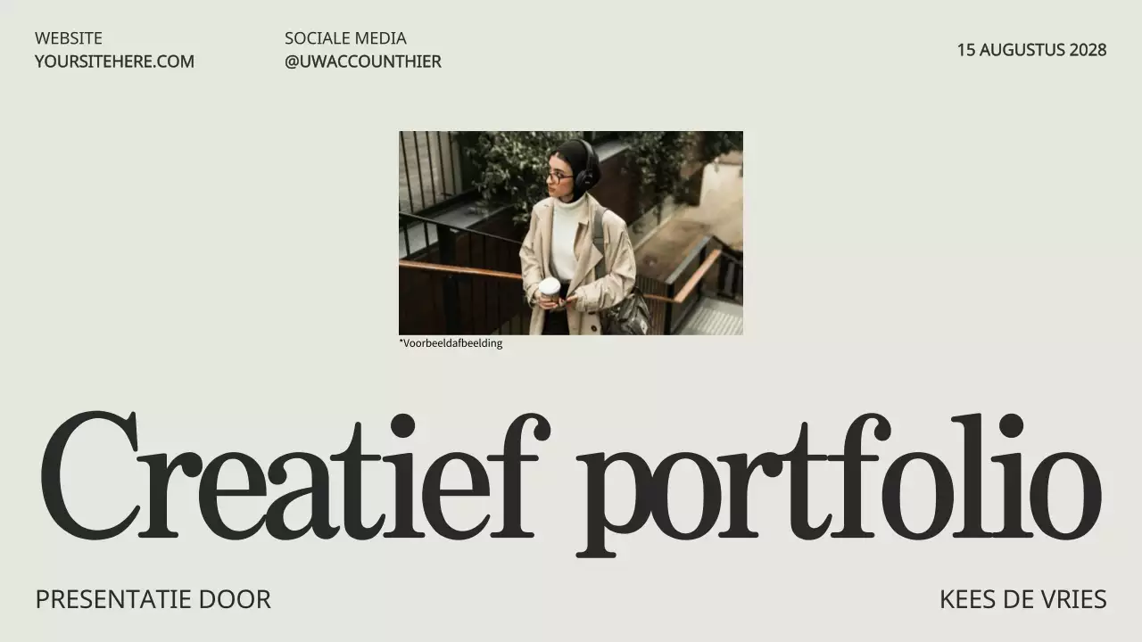 Beige Zwart Minimalistisch Creatief Portfolio Presentatie