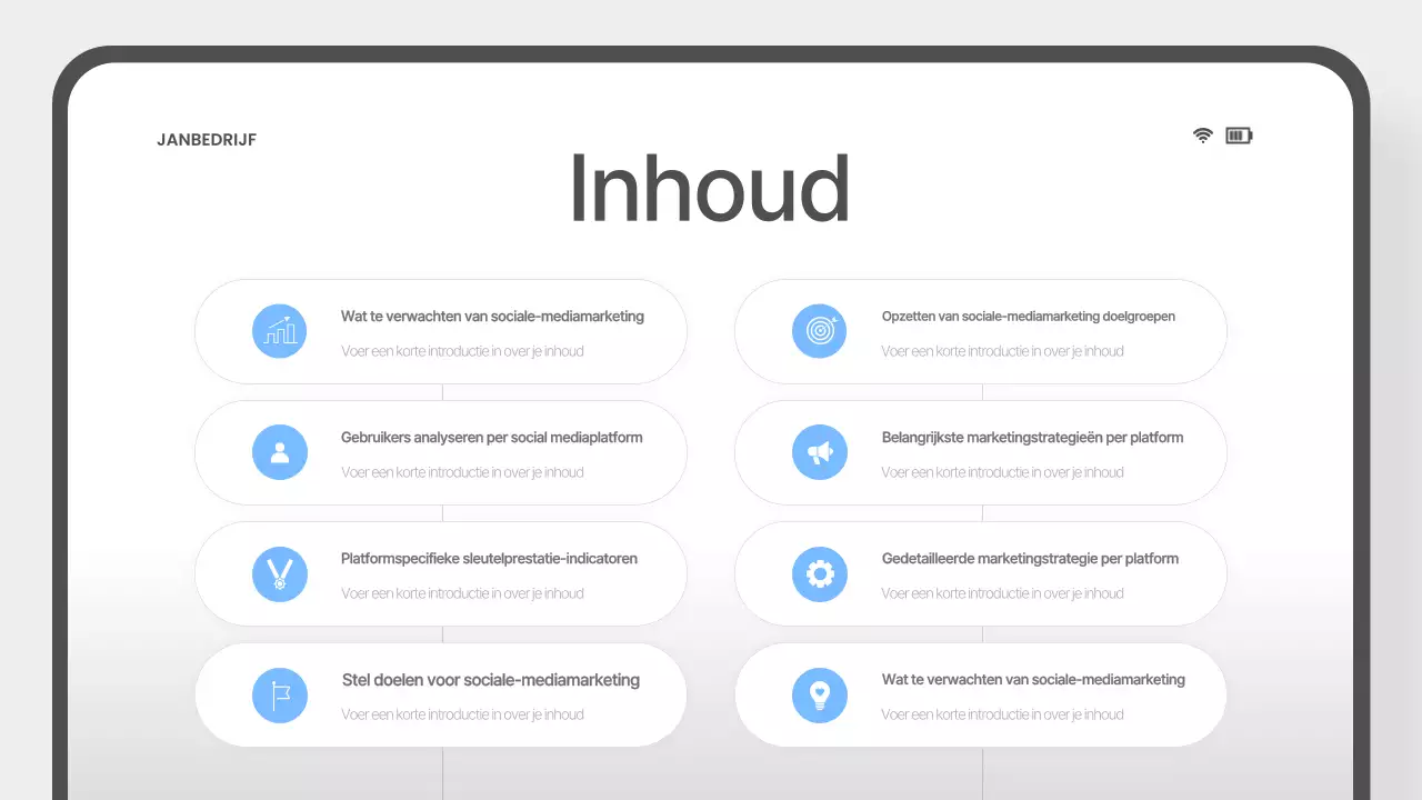Eenvoudig voorstel voor sociale-mediamarketing in lichtblauw
