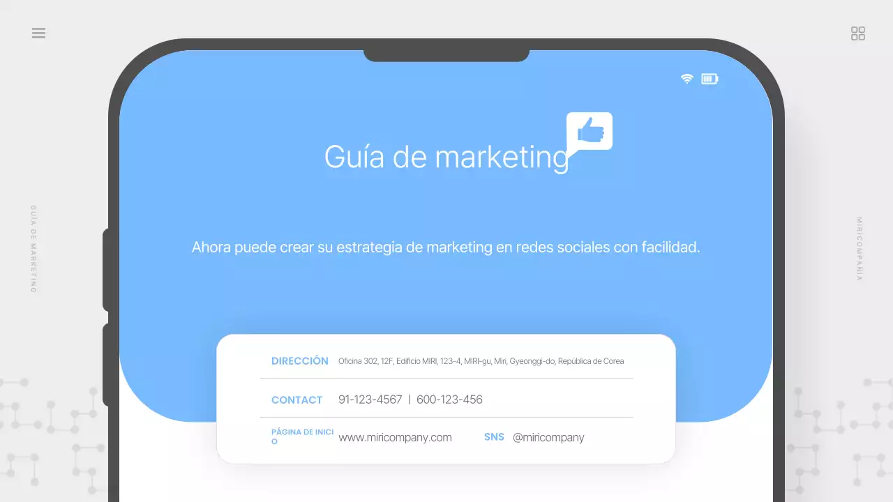 Propuesta sencilla de marketing en redes sociales en azul claro