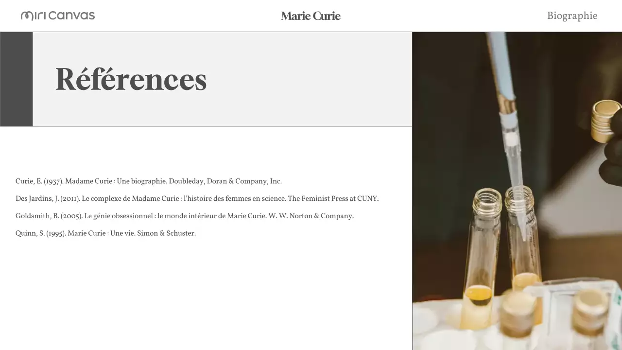 biographie moderne beige