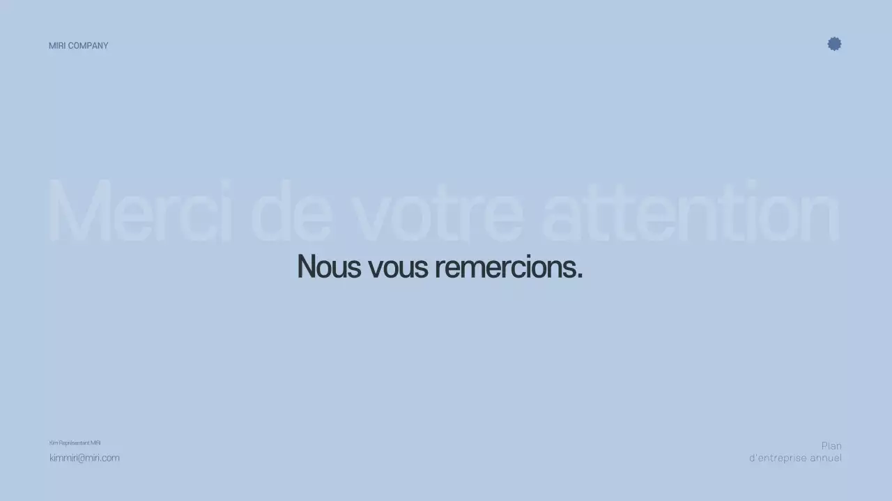 Planificateur annuel minimaliste gris