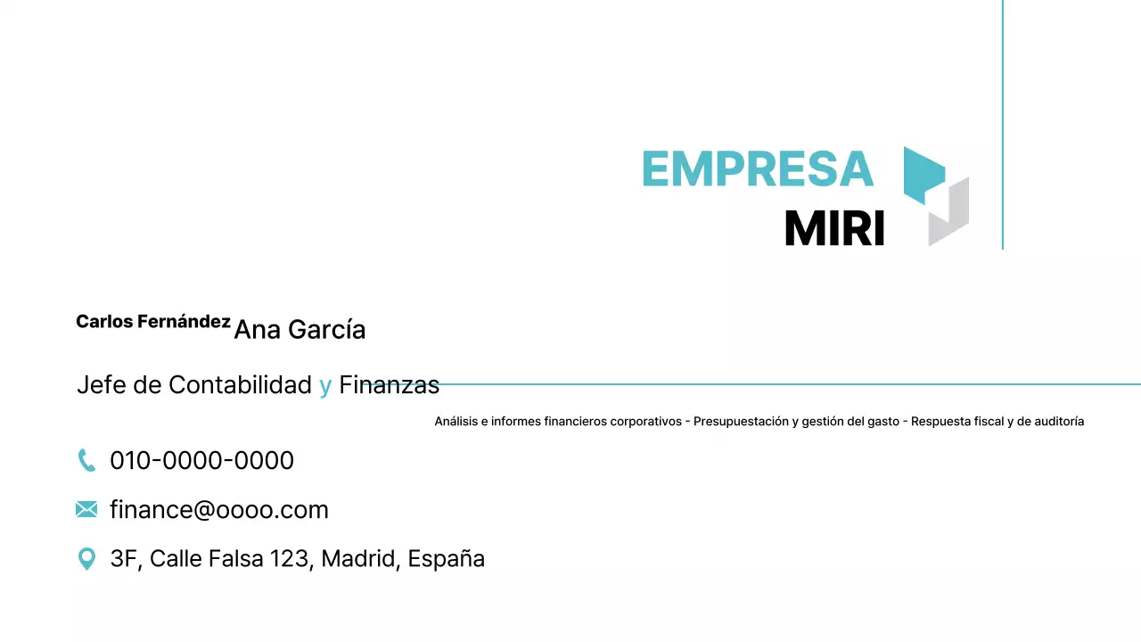 Tarjeta de presentación de diseño simple en color azul cielo