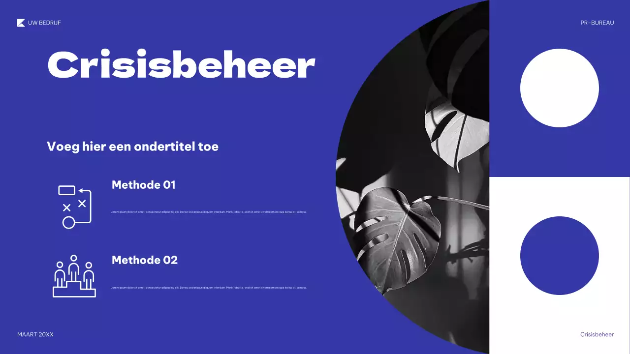 blauwe geometrische PR-presentatie