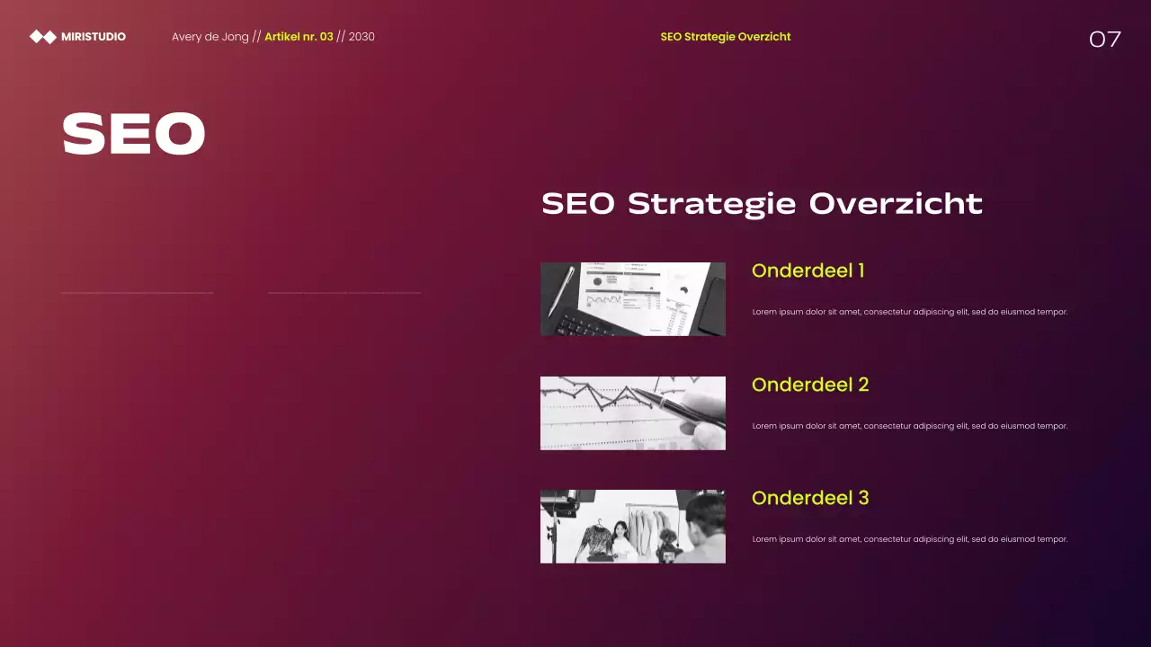 Presentatie van moderne minimalistische marketingstrategieën van Maroon