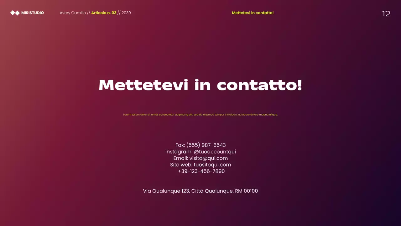 Presentazione delle strategie di marketing minimaliste moderne Maroon