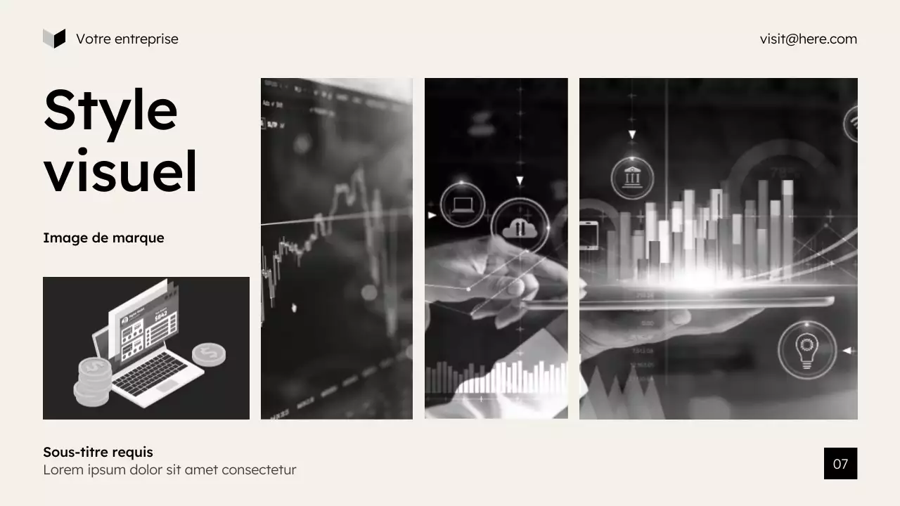 présentation marketing moderne beige