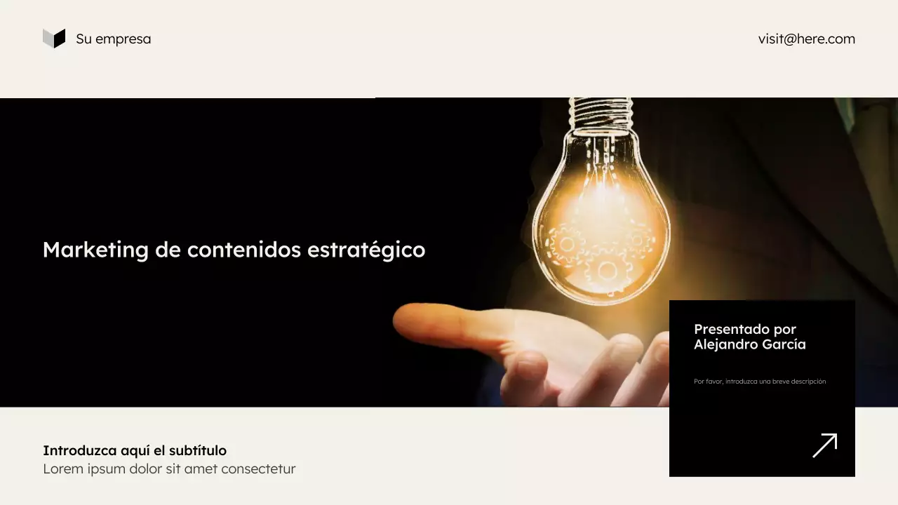 Presentación de marketing moderna en beige