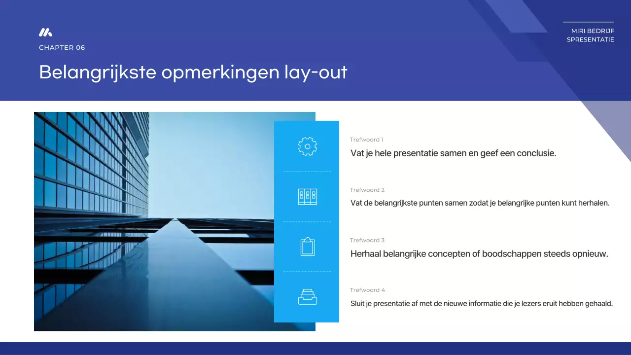 Een eenvoudig basisrapport in blauw en marineblauw