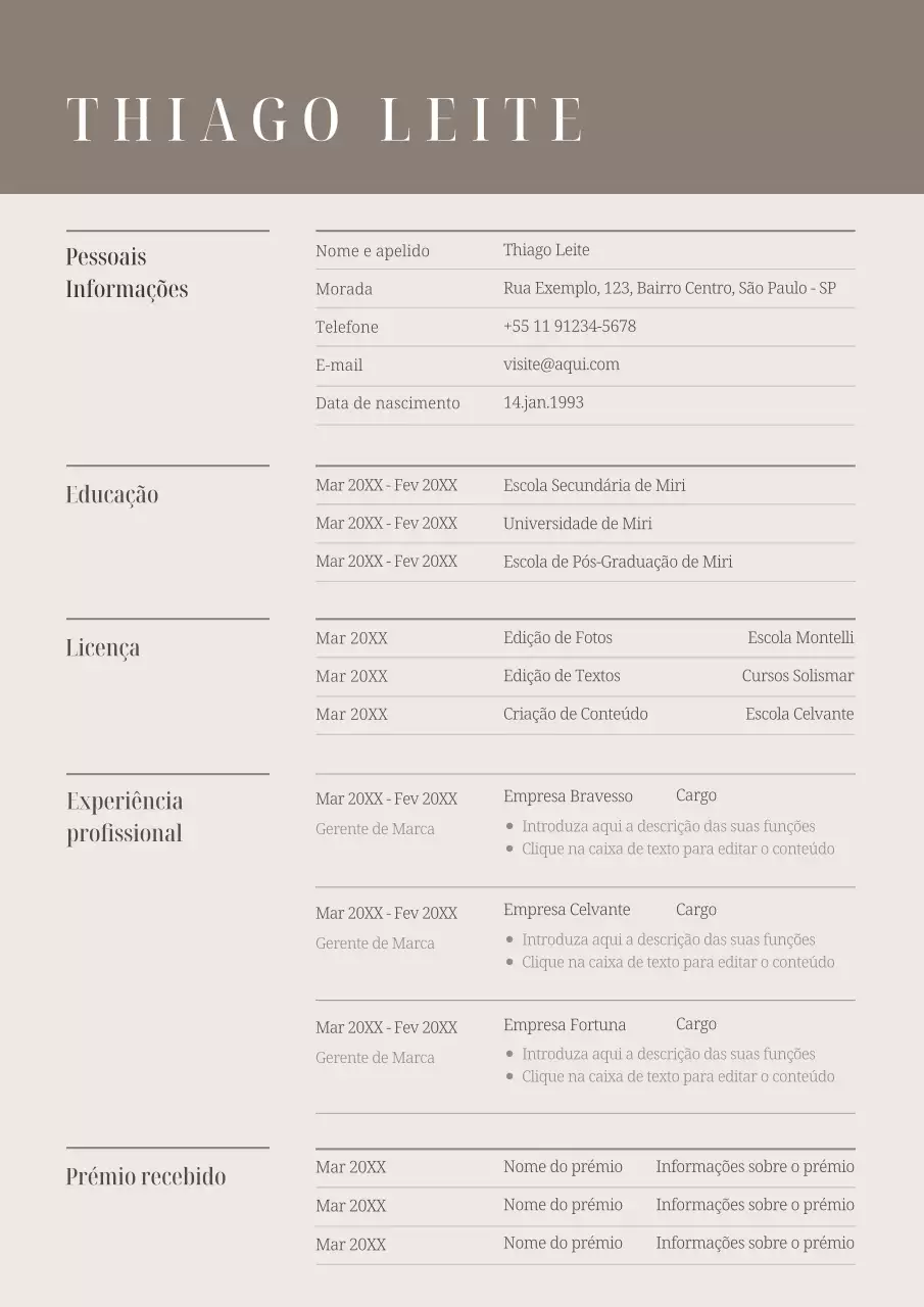 Informações simples sobre o currículo em bege e cor-de-rosa