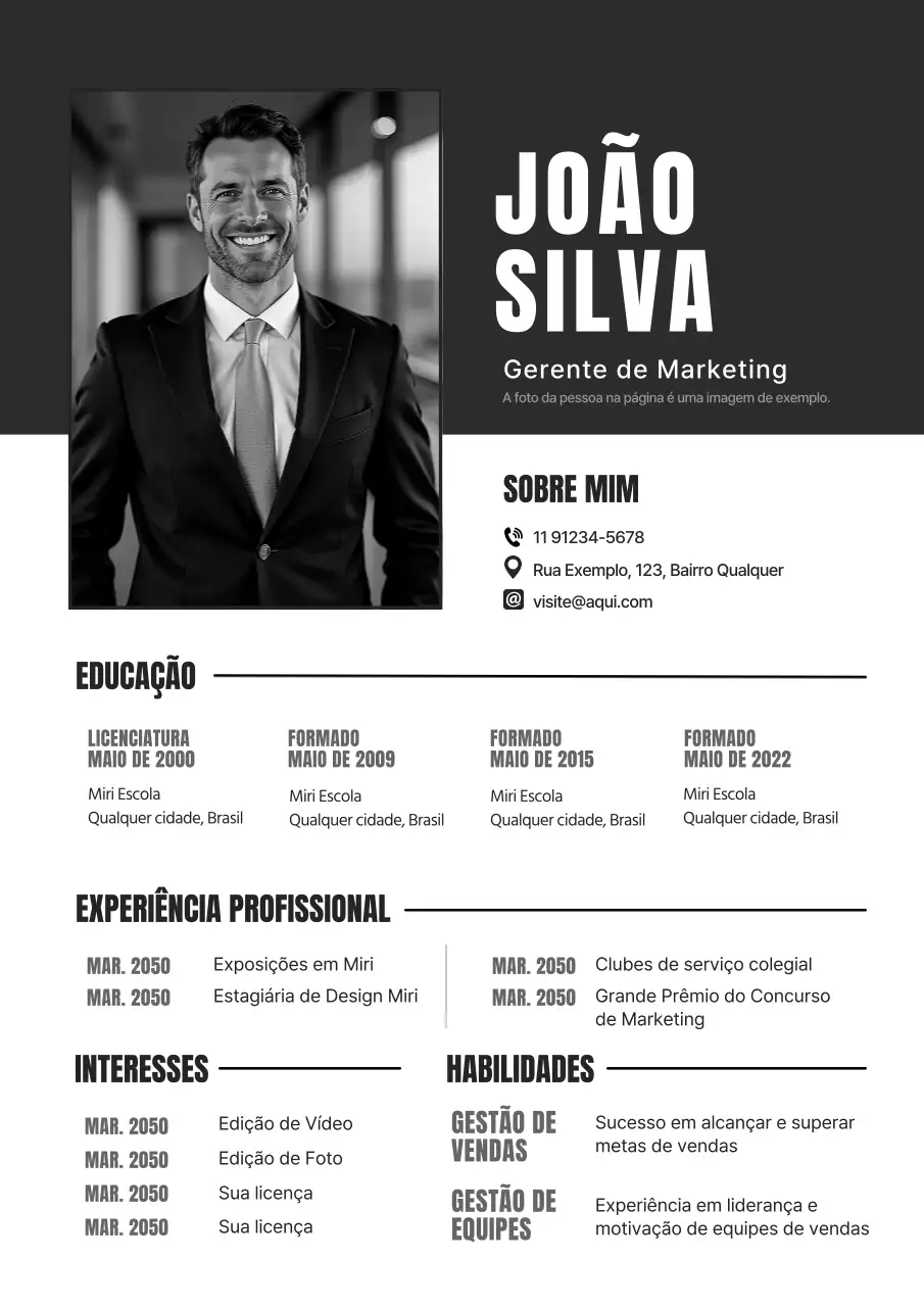 Descrição de um currículo simples a preto e branco