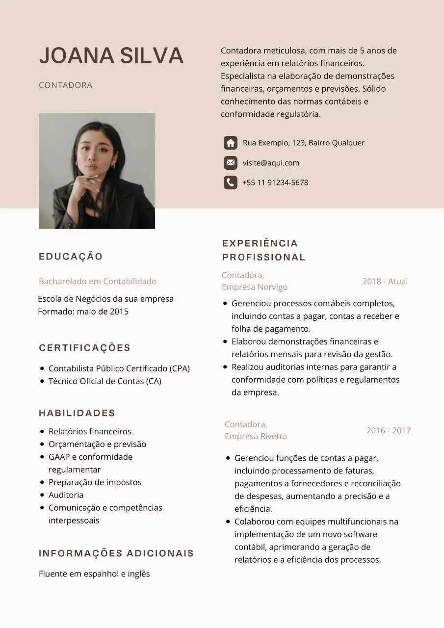 Branco e bege Currículo simples de contabilista