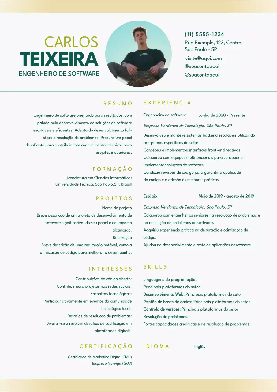 CV de engenheiro de software moderno, bege, verde e minimalista