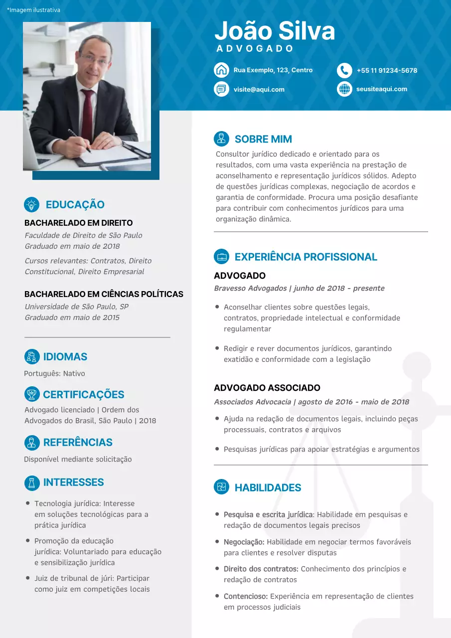 Currículo simples de consultor jurídico branco e cinzento
