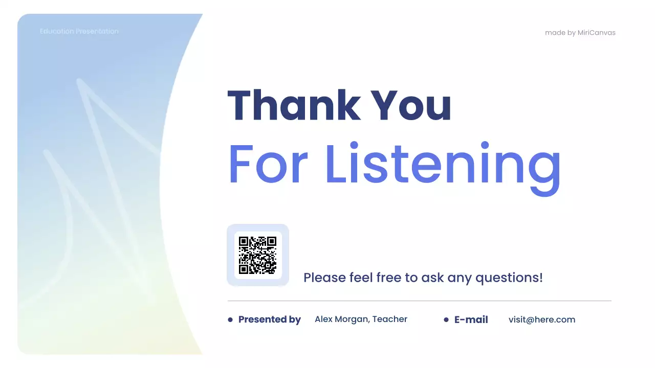 Blue Professional Comparing Traditional and Modern Learning Methods Presentation