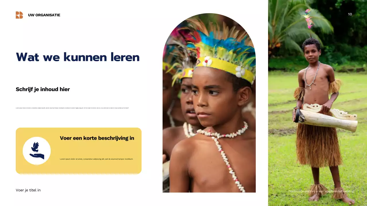 Beige Traditionele Cultuurpresentatie