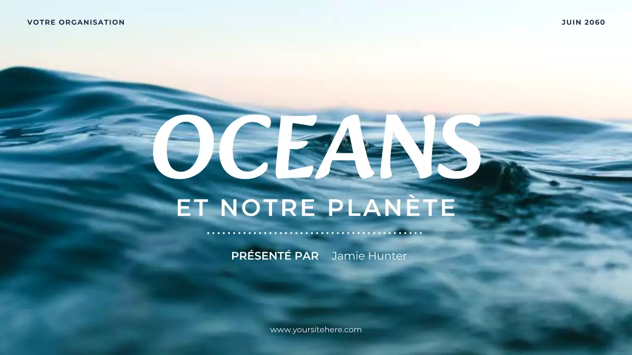 Présentation minimaliste de l'océan bleu