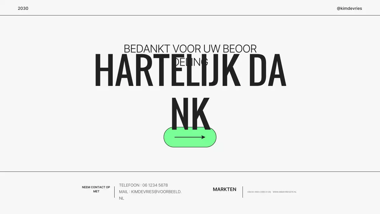 Eenvoudige grijze marketeer portfolio