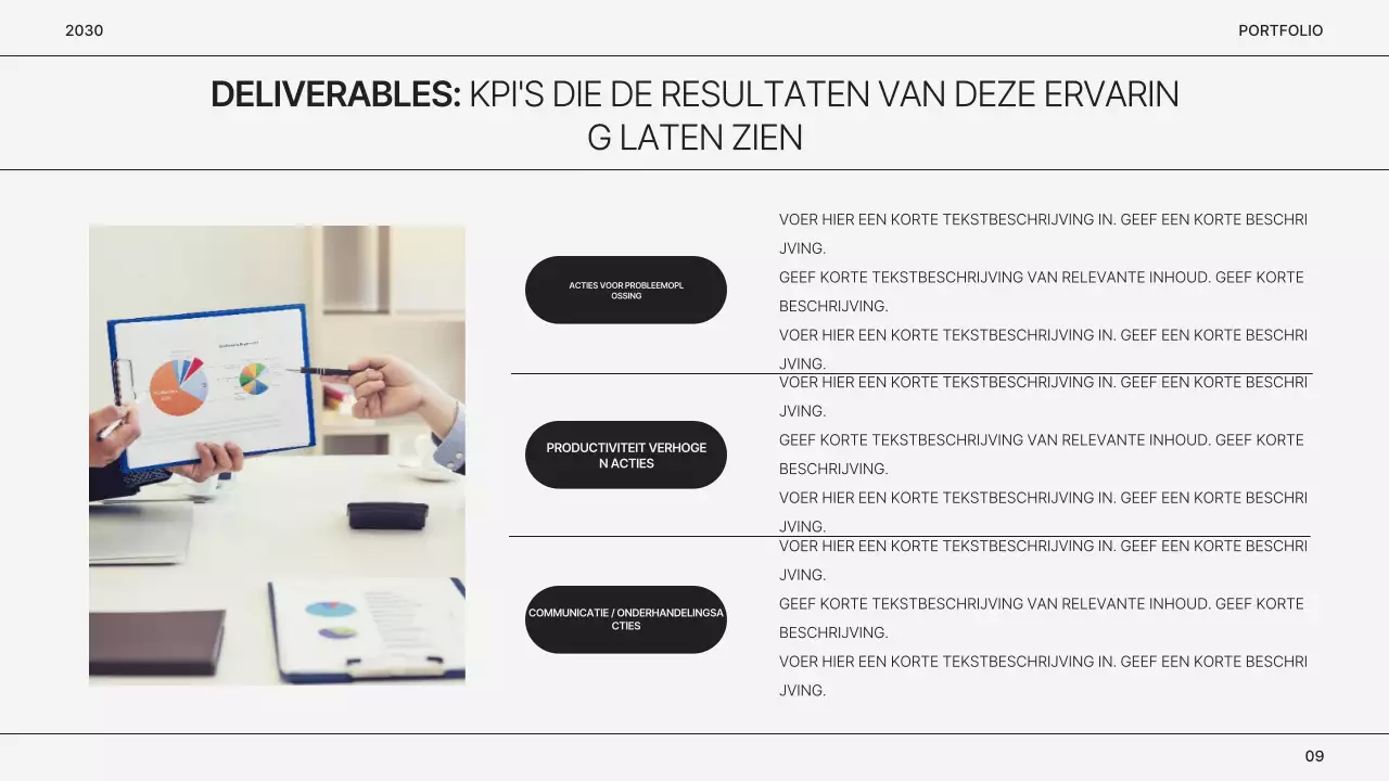 Eenvoudige grijze marketeer portfolio