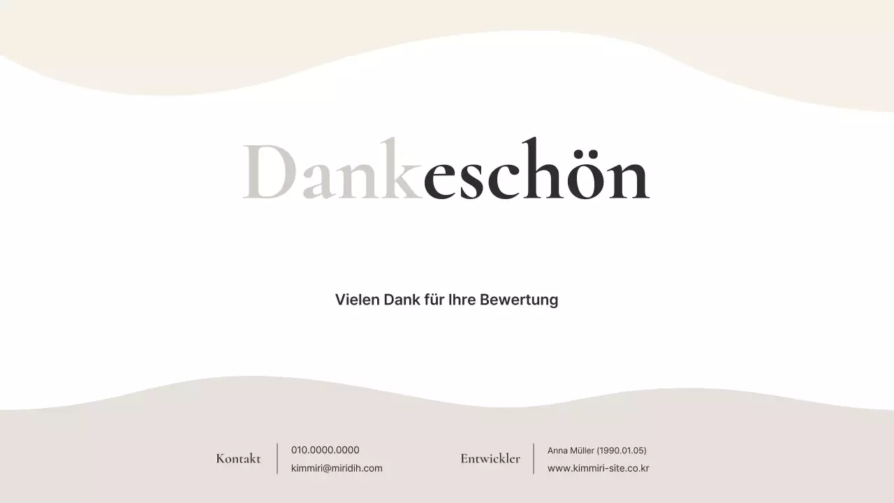 Beige Minimal Portfolio Informationen