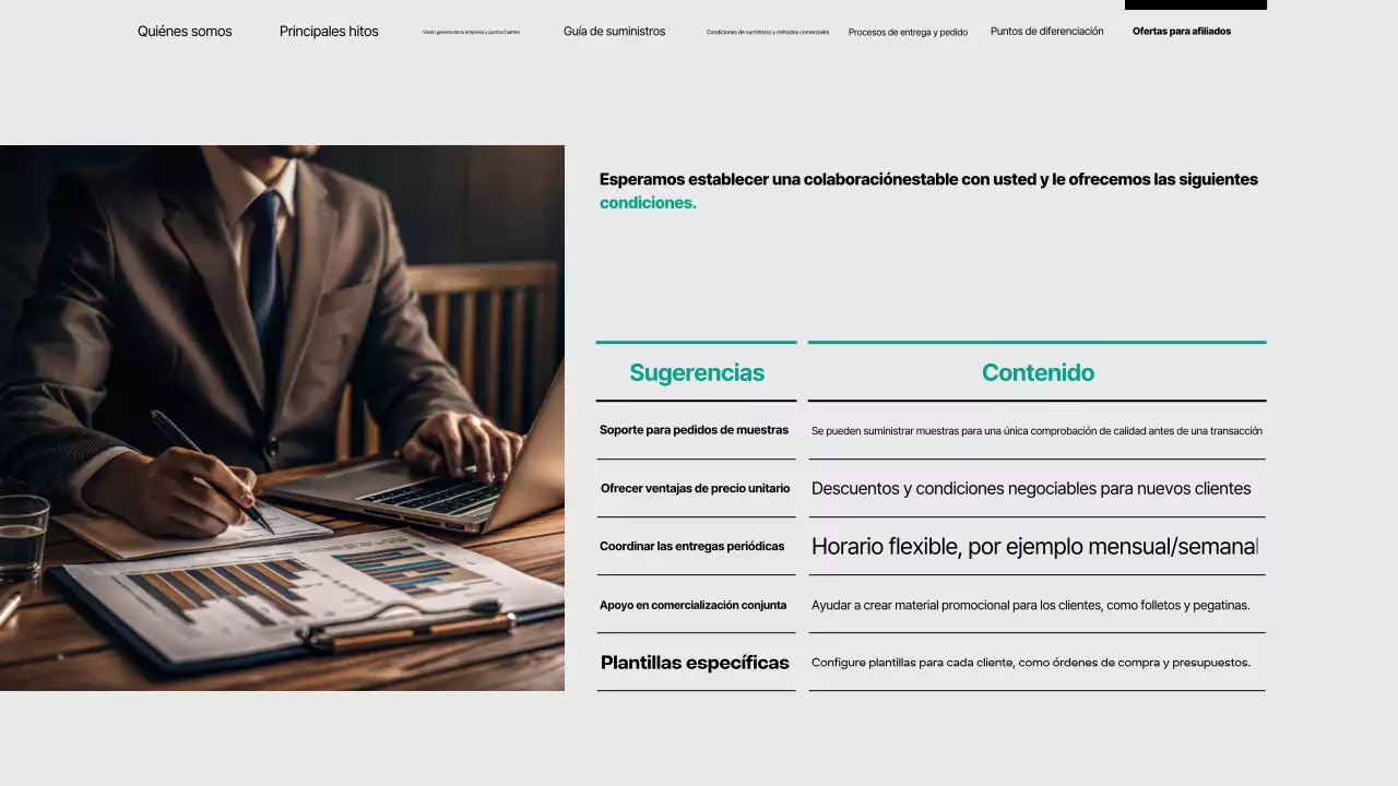Anuncio de coche moderno gris