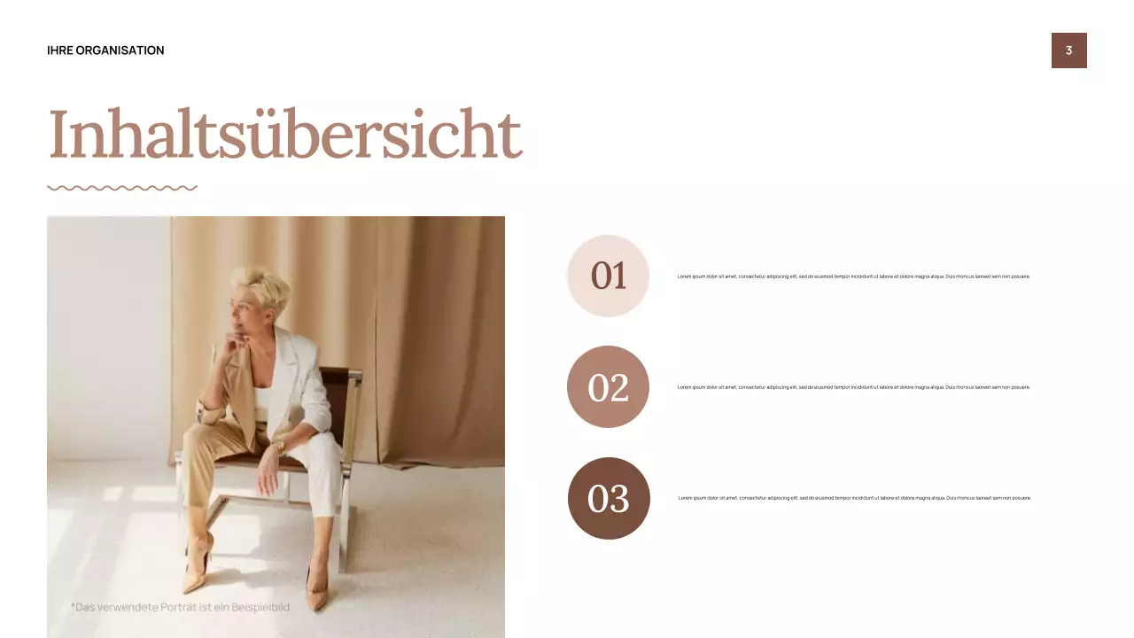 Beige Classic Showeinladung Präsentation