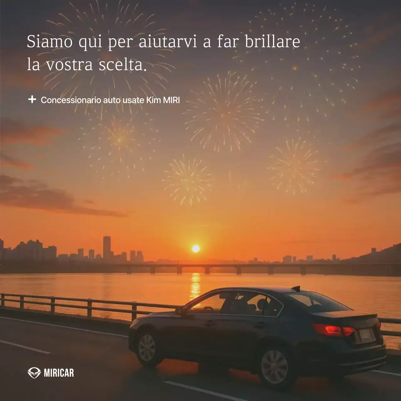 Pubblicità di un'auto moderna arancione