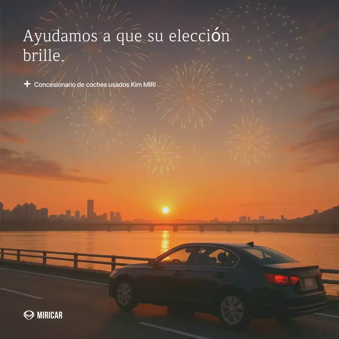 Anuncio de coche moderno de color naranja