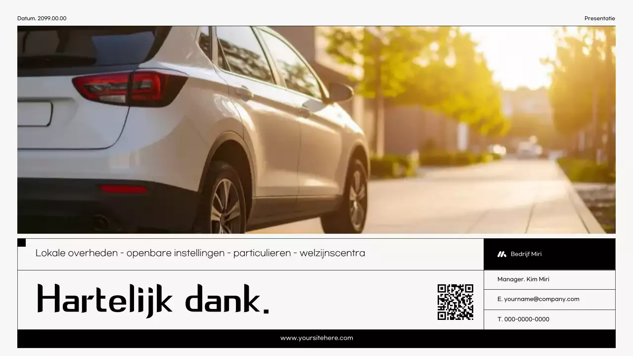 Zwarte moderne auto-advertentie