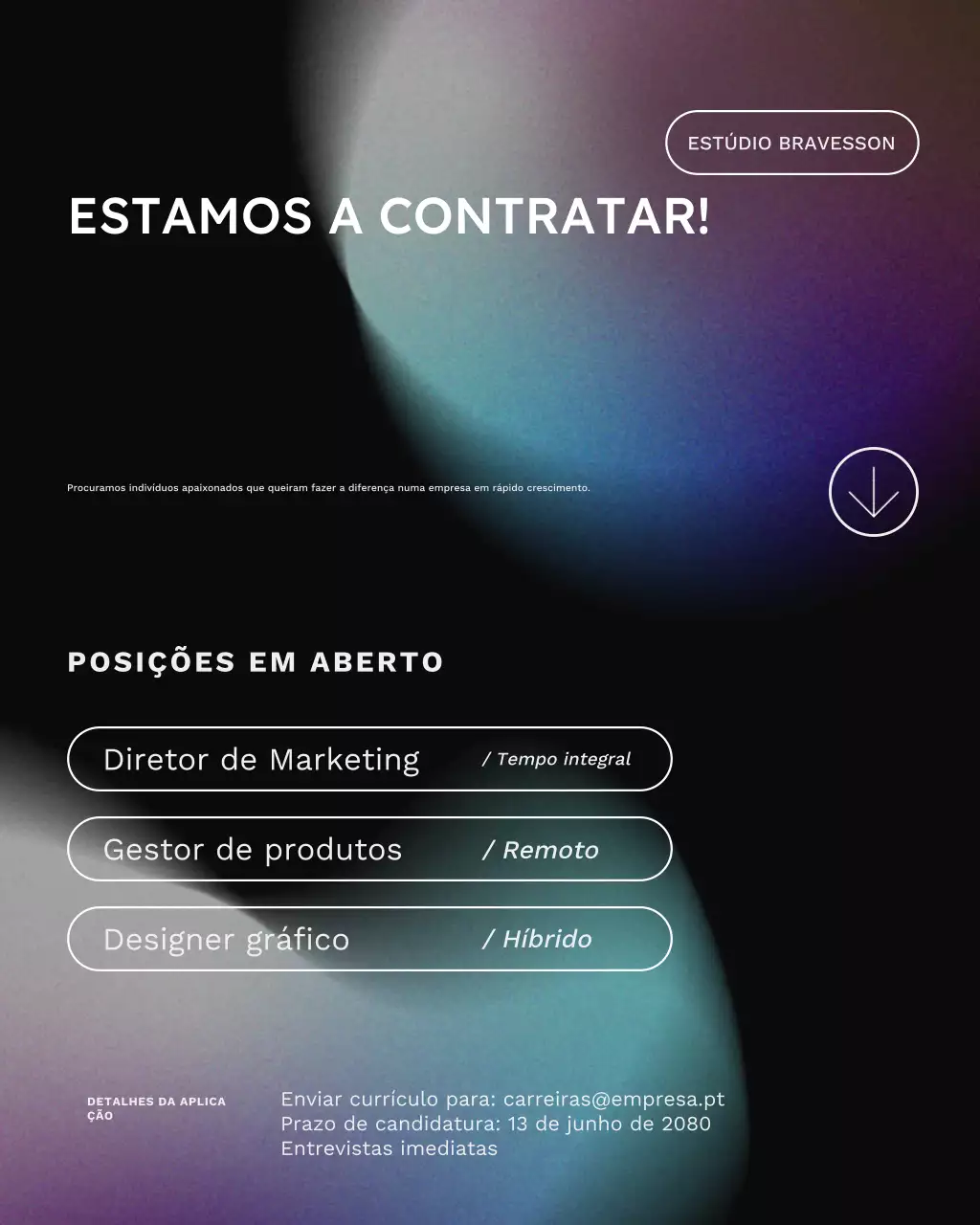 Postagem no Instagram sobre vaga de emprego minimalista em gradiente preto e roxo