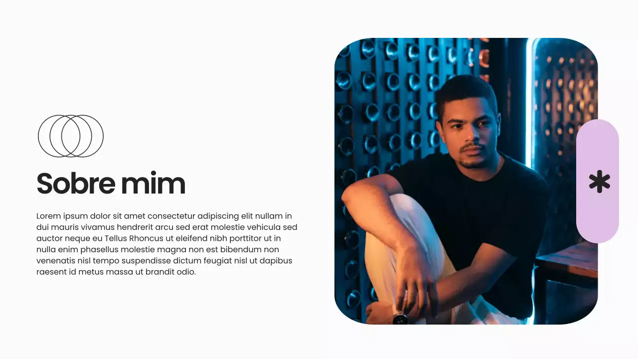 Apresentação de Portfólio de Design Geométrico Moderno