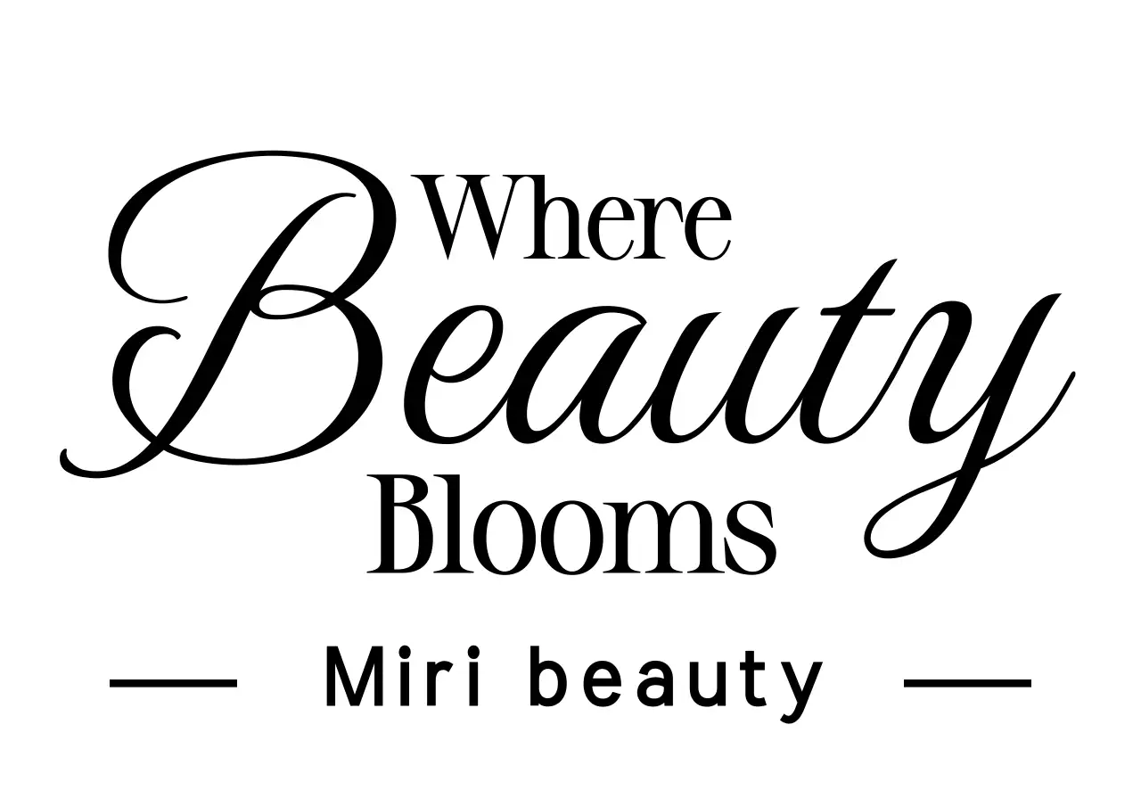 白黒 シンプル 美容 ロゴ サロン文章