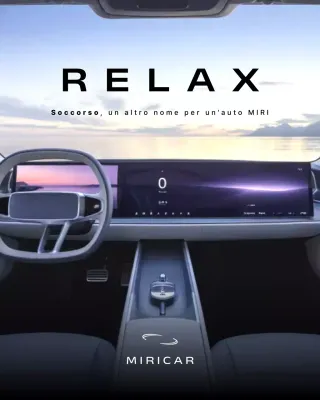 pubblicità di auto moderna nera