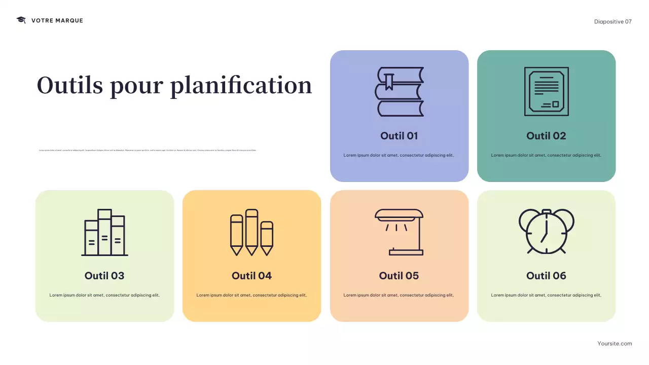 Présentation du calendrier du Navy Modern College