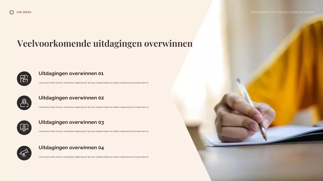 Beige en blauwe presentatie over het studentenleven