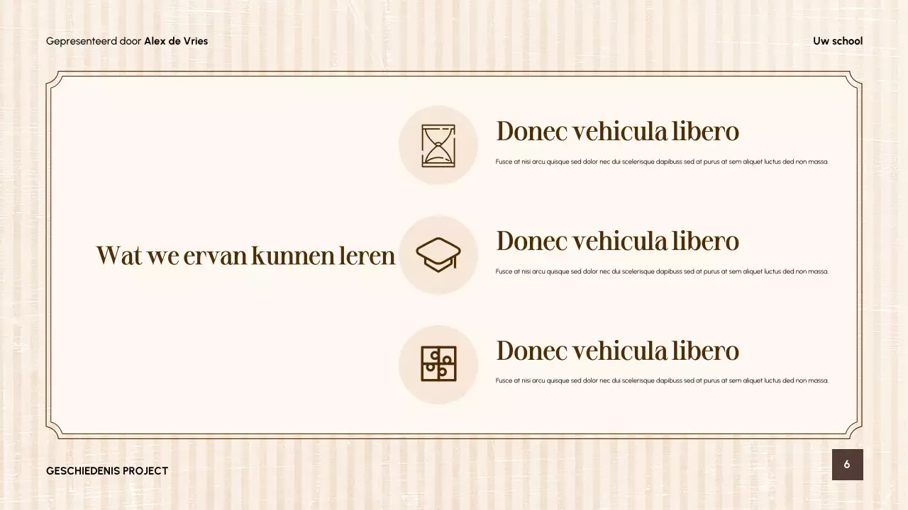 Beige Vintage Literatuurgids Presentatie