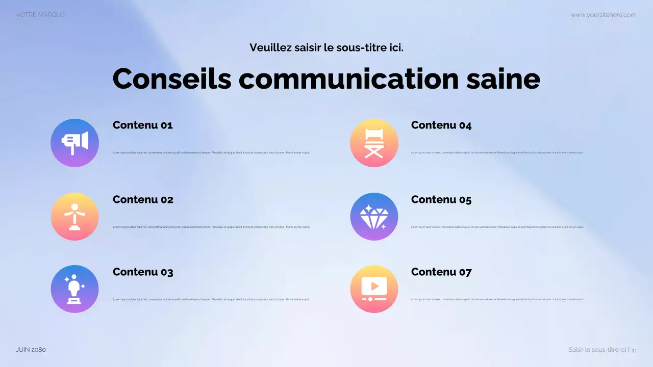 Présentation des médias sociaux modernes violets