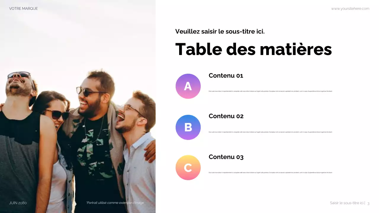 Présentation des médias sociaux modernes violets
