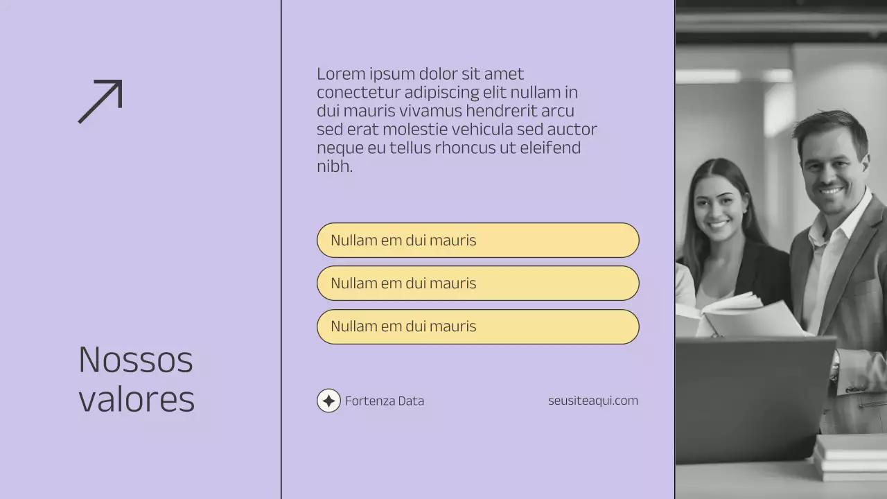 Apresentação da história da marca empresarial minimalista lilás e amarelo