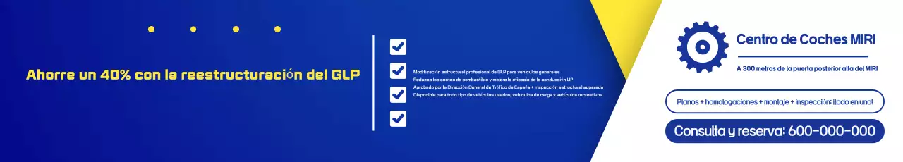 Anuncio de coche moderno azul