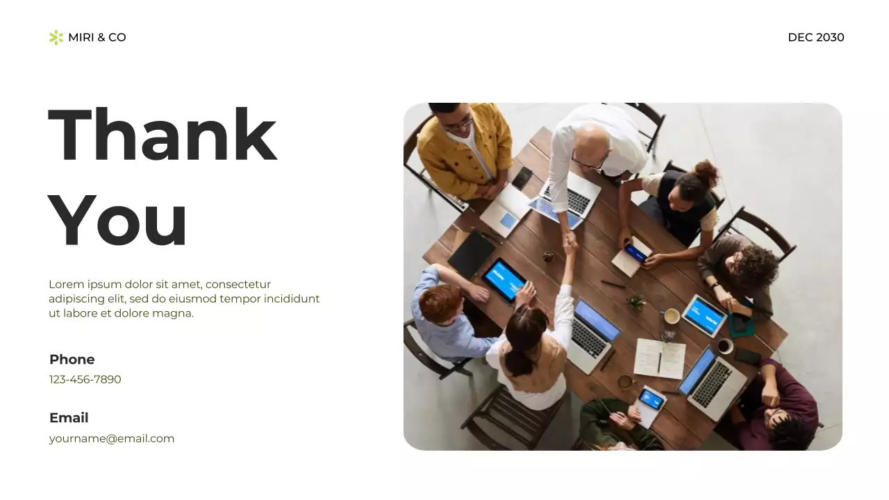 Green Minimal Business Presentation